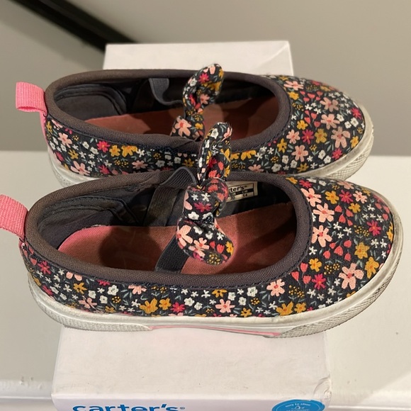 Carter’s Floral Print Sneakers - Picture 8 of 12